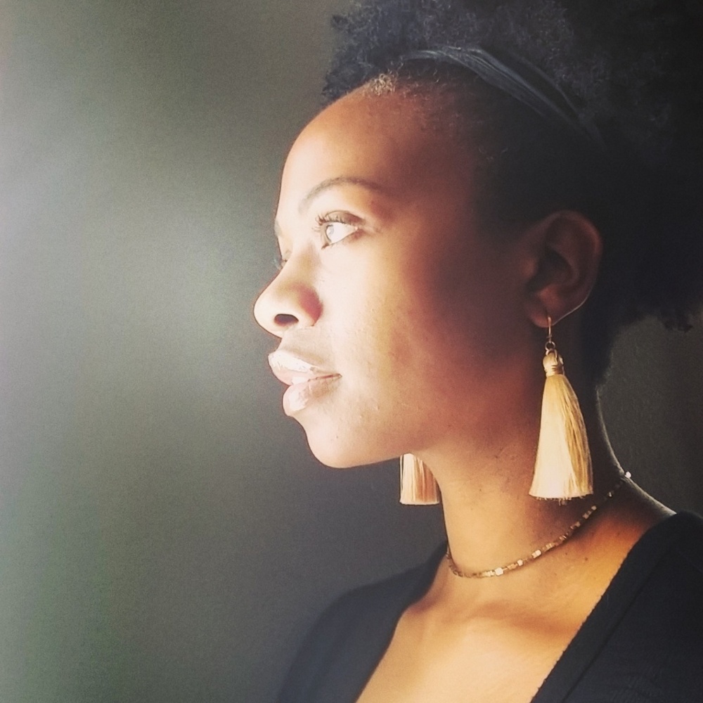 Handmade: gold tassel earrings